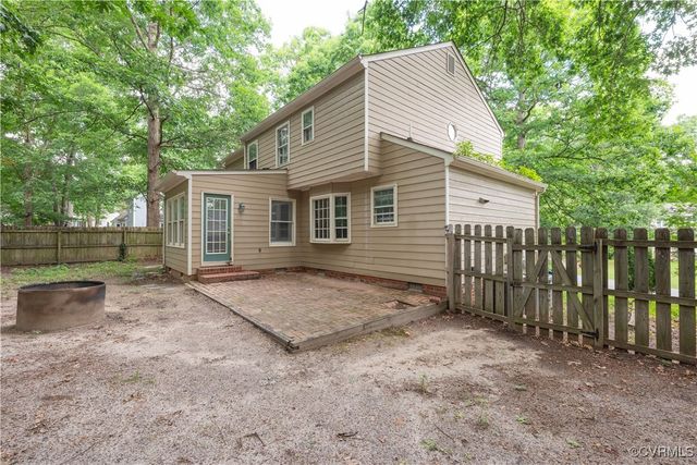 3219 Castlebury Dr, Chester, VA 23831
