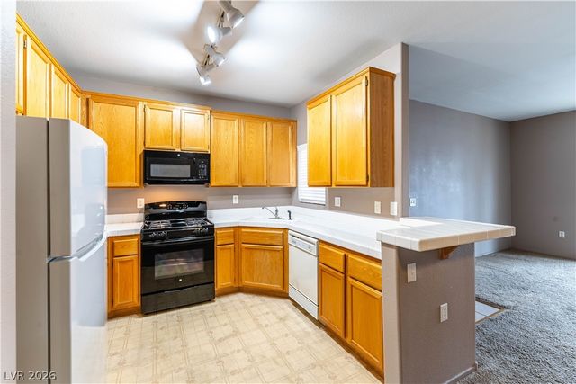 75 North Valle Verde Drive 523, Henderson, NV 89074