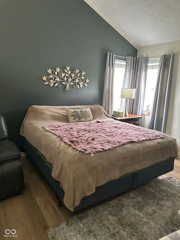 11155 Baywood Lane, Indianapolis, IN 46236