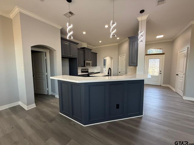 6642 Lacebark, Tyler, TX 75703