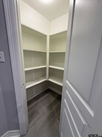 6642 Lacebark, Tyler, TX 75703