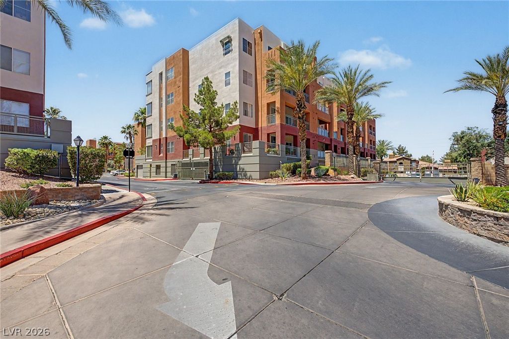 15 East Agate Avenue 406, Las Vegas, NV 89123
