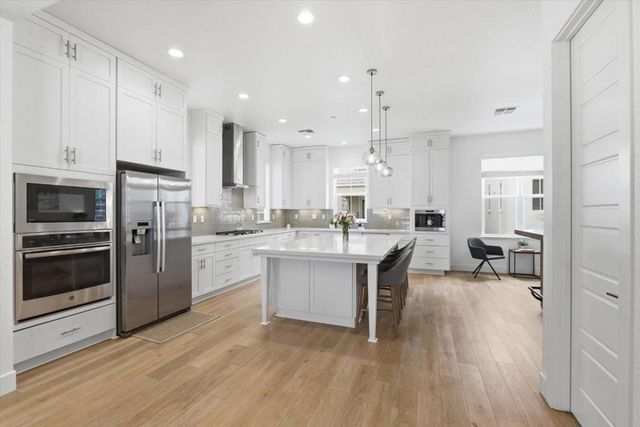 7168 Carneros Lane, Dublin, CA 94568