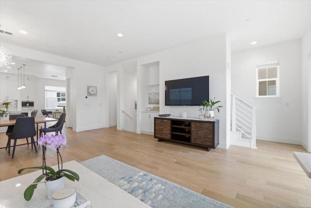7168 Carneros Lane, Dublin, CA 94568