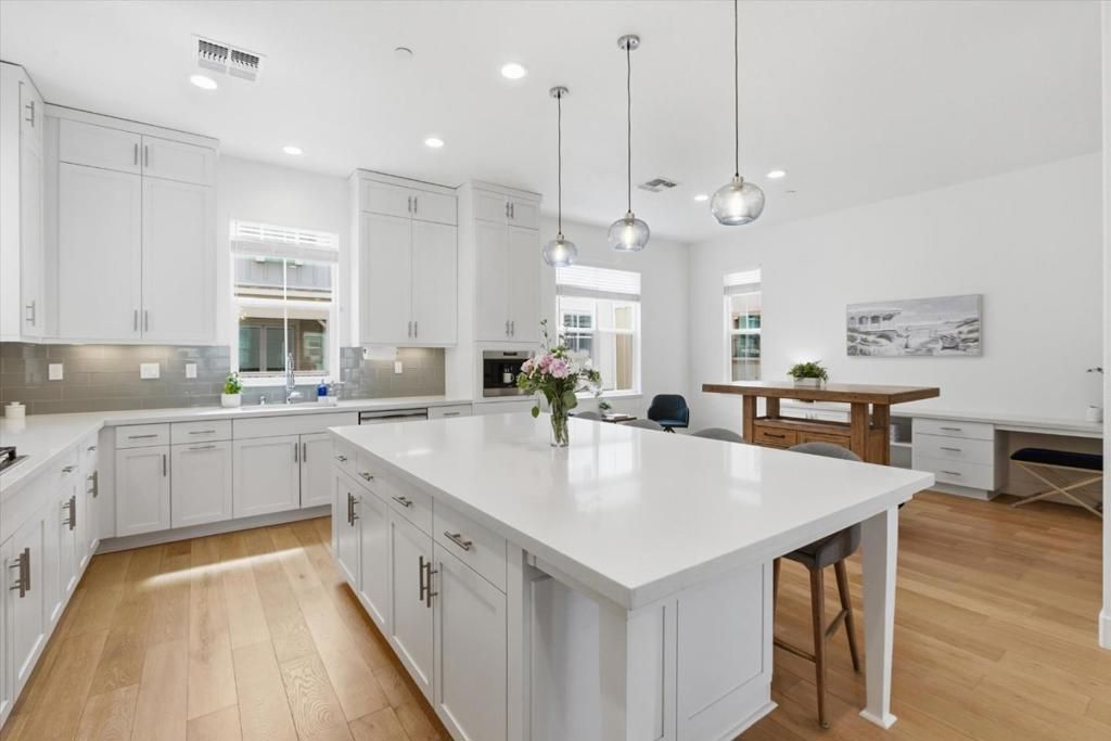 7168 Carneros Lane, Dublin, CA 94568