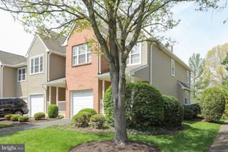 37 TRAFALGAR ROAD # 22, Doylestown, PA 18901
