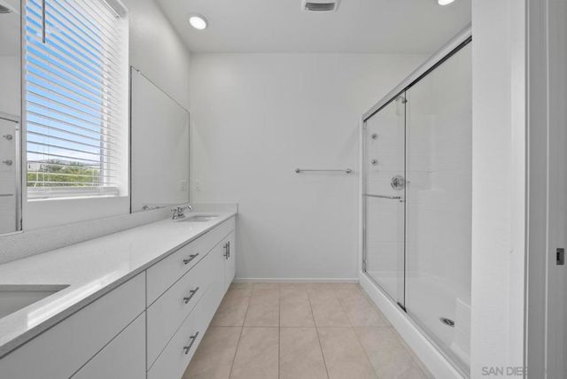 5223 Surfwalk Way 111, San Diego, CA 92154