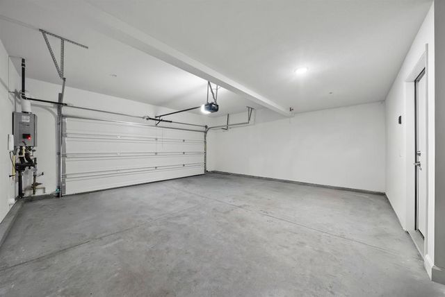 5223 Surfwalk Way 111, San Diego, CA 92154
