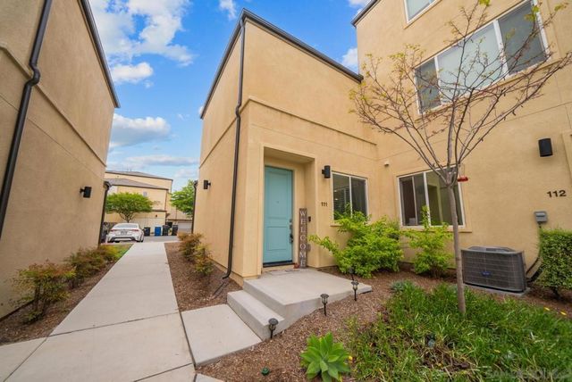 5223 Surfwalk Way 111, San Diego, CA 92154