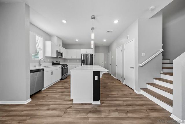 5223 Surfwalk Way 111, San Diego, CA 92154