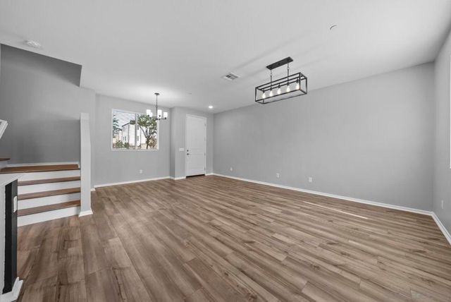 5223 Surfwalk Way 111, San Diego, CA 92154