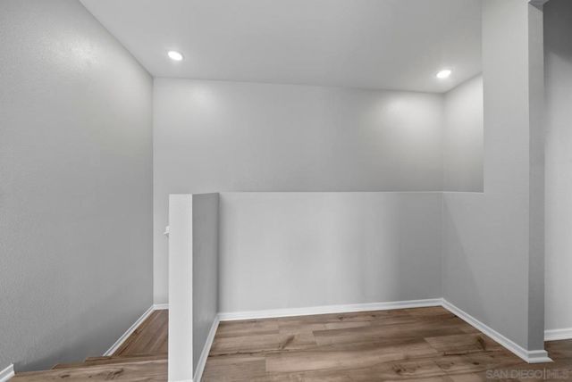 5223 Surfwalk Way 111, San Diego, CA 92154