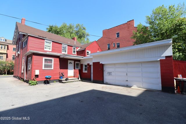 49 Washington Avenue, Schenectady, NY 12305