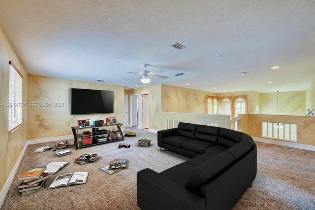 1580 SW 164th Ave, Pembroke Pines, FL 33027