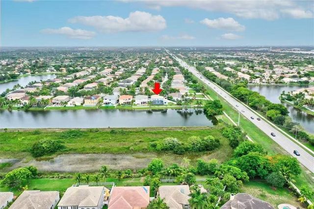 1580 SW 164th Ave, Pembroke Pines, FL 33027