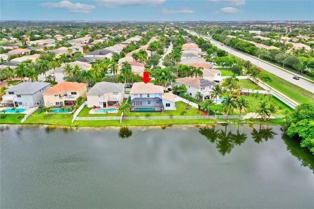 1580 SW 164th Ave, Pembroke Pines, FL 33027