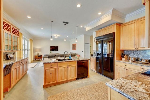1580 SW 164th Ave, Pembroke Pines, FL 33027