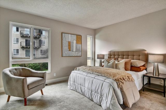 948 Peninsula Avenue, San Mateo, CA 94401