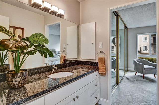 948 Peninsula Avenue, San Mateo, CA 94401