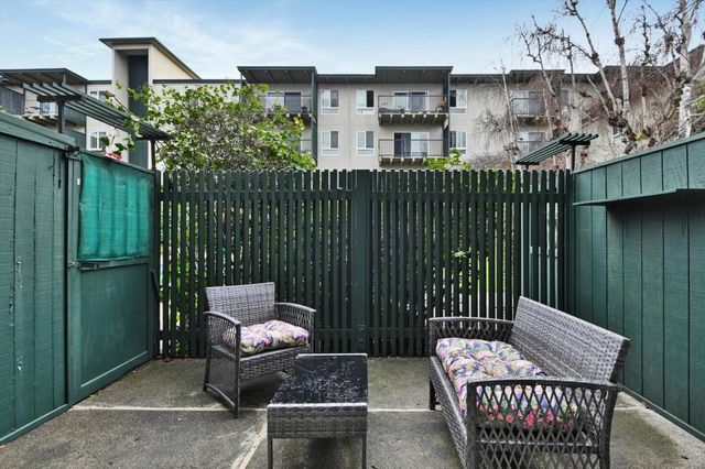 948 Peninsula Avenue, San Mateo, CA 94401