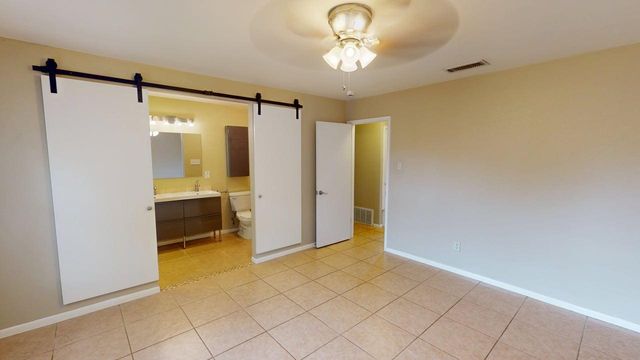 9001 W Pointer LN, Austin, TX 78758