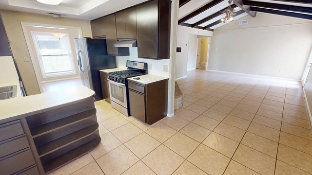 9001 W Pointer LN, Austin, TX 78758