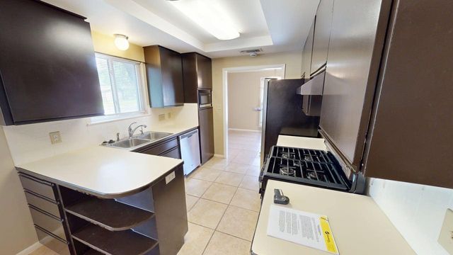 9001 W Pointer LN, Austin, TX 78758