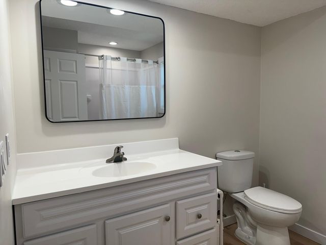 540 E 2nd Street, Waconia, MN 55387