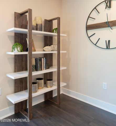 44 Primrose Court, Manalapan, NJ 07726