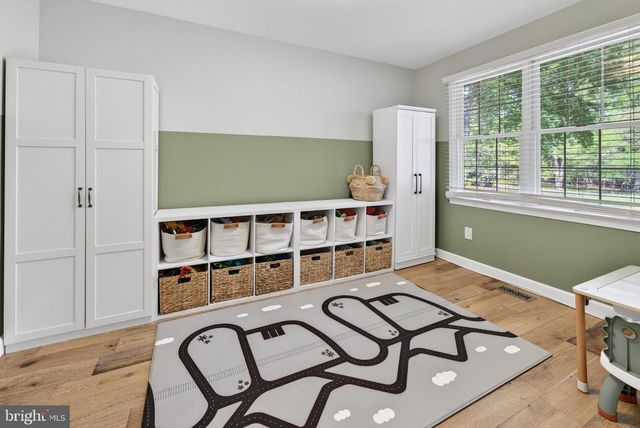 21 HAWTHORNE DR, Medford, NJ 08055