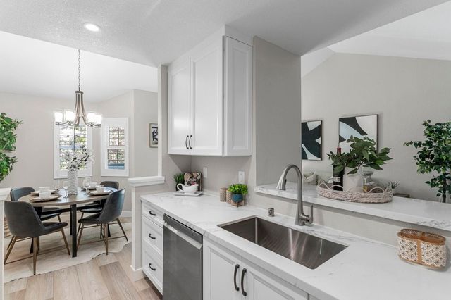 8170 8170 Mountain View Dr F, Pleasanton, CA 94588