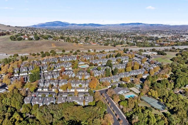 8170 8170 Mountain View Dr F, Pleasanton, CA 94588