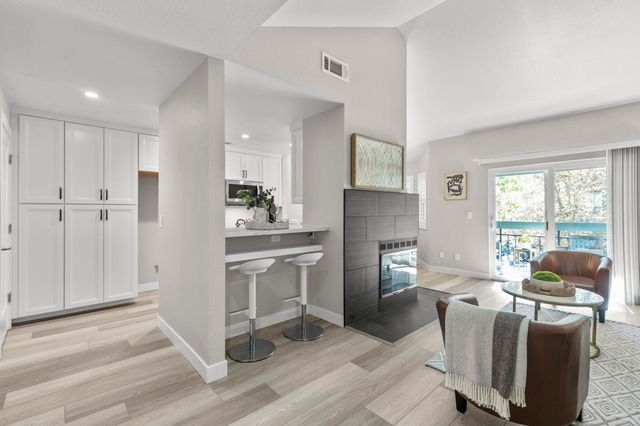 8170 8170 Mountain View Dr F, Pleasanton, CA 94588