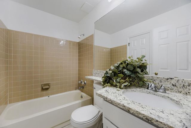 2685 S Dayton Way 344, Denver, CO 80231
