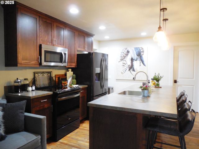 204 N RUSSELL St, Joseph, OR 97846