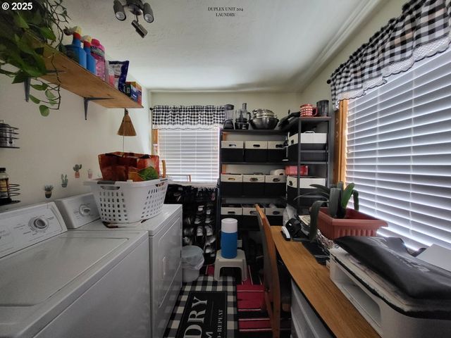 204 N RUSSELL St, Joseph, OR 97846