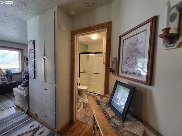 204 N RUSSELL St, Joseph, OR 97846