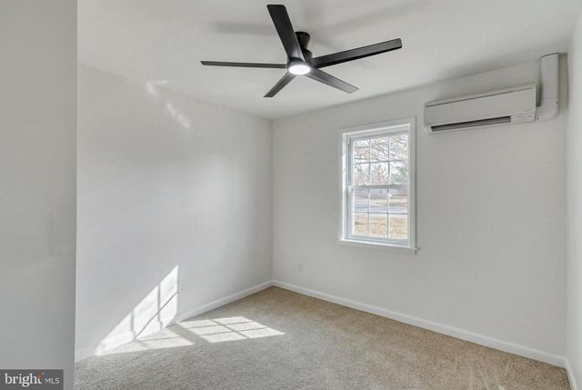 3330 E PHEASANT DR, Dover, PA 17315