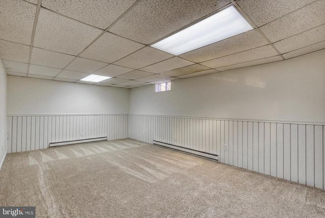 3330 E PHEASANT DR, Dover, PA 17315