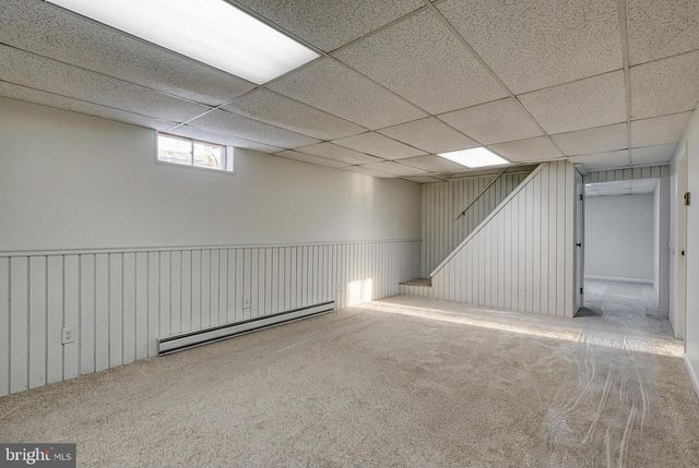 3330 E PHEASANT DR, Dover, PA 17315