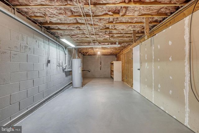 3330 E PHEASANT DR, Dover, PA 17315