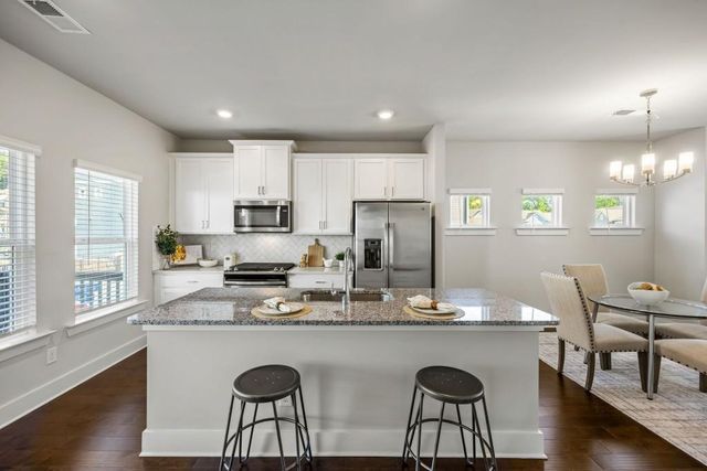 3765 Oxford Circle, Doraville, GA 30340
