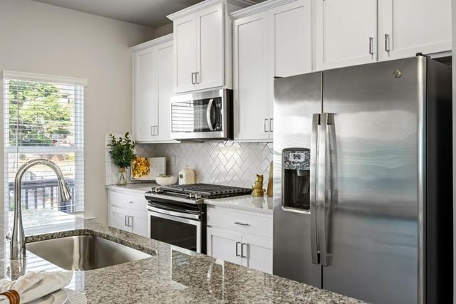 3765 Oxford Circle, Doraville, GA 30340
