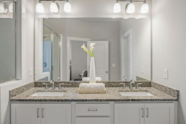 3765 Oxford Circle, Doraville, GA 30340