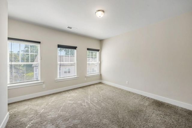 3765 Oxford Circle, Doraville, GA 30340