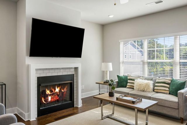 3765 Oxford Circle, Doraville, GA 30340