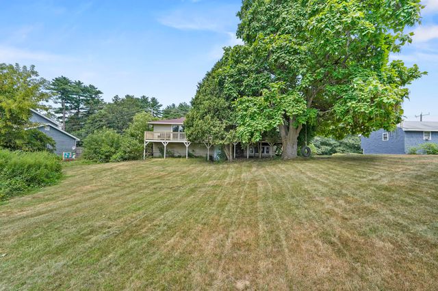 7 Hoodkroft Drive, Derry, NH 03038