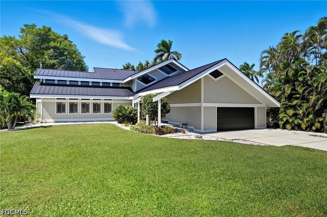 330 Prather DR, Fort Myers, FL 33919