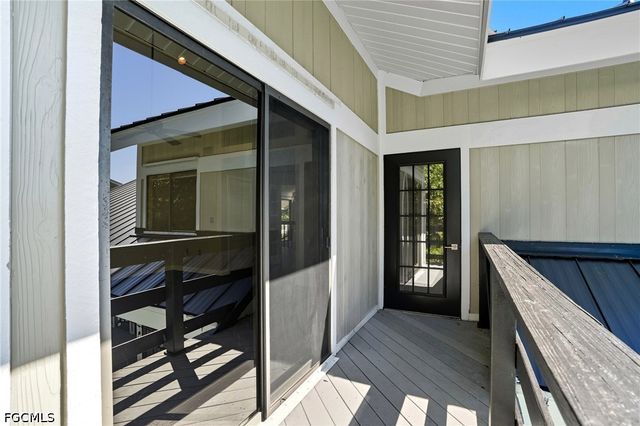 330 Prather DR, Fort Myers, FL 33919