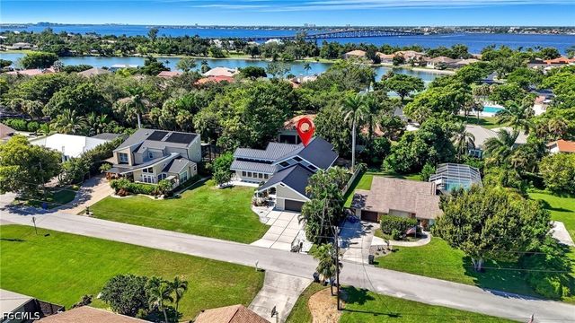 330 Prather DR, Fort Myers, FL 33919
